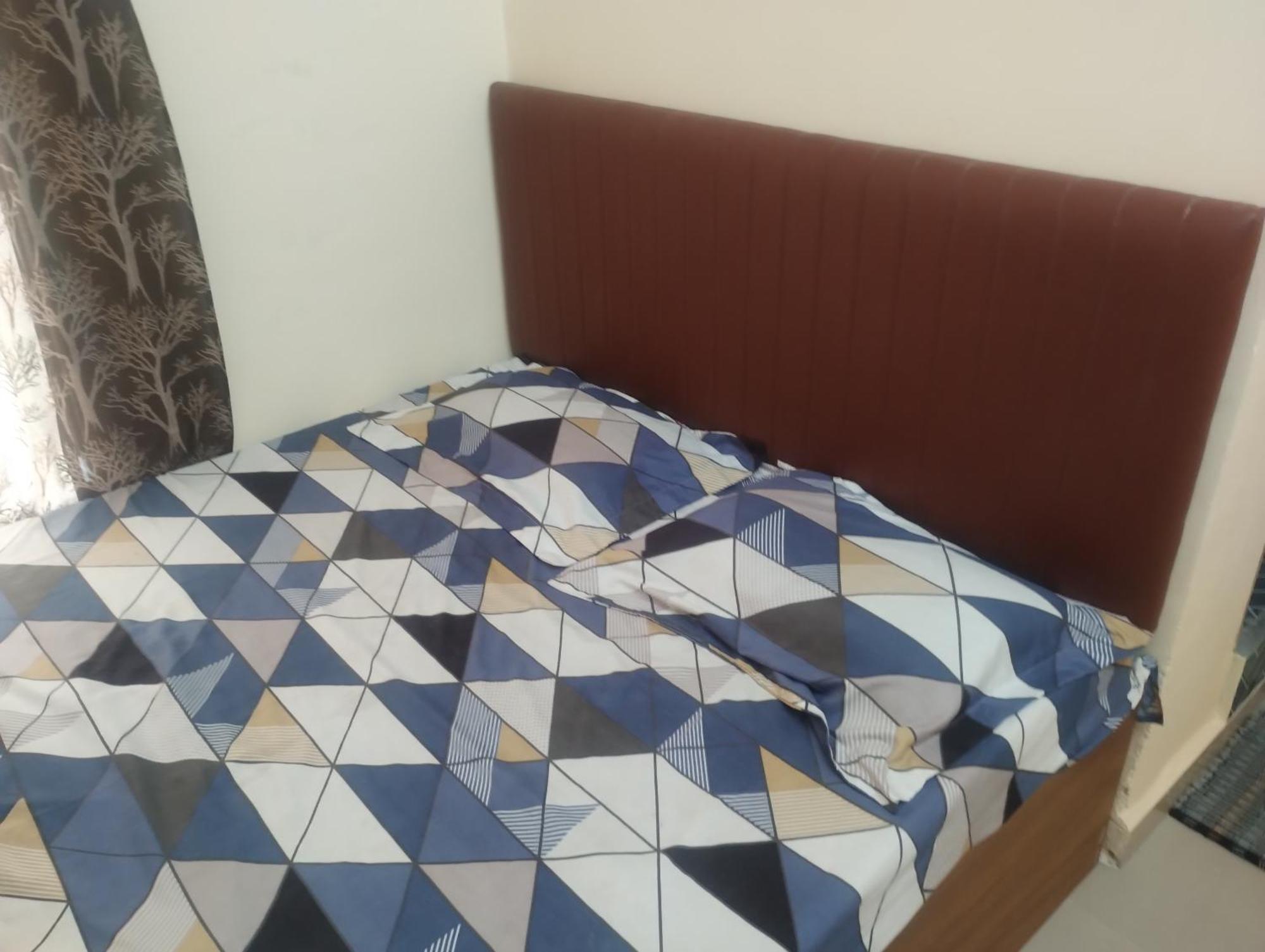 Hotel Metro Althan Surat Luaran gambar